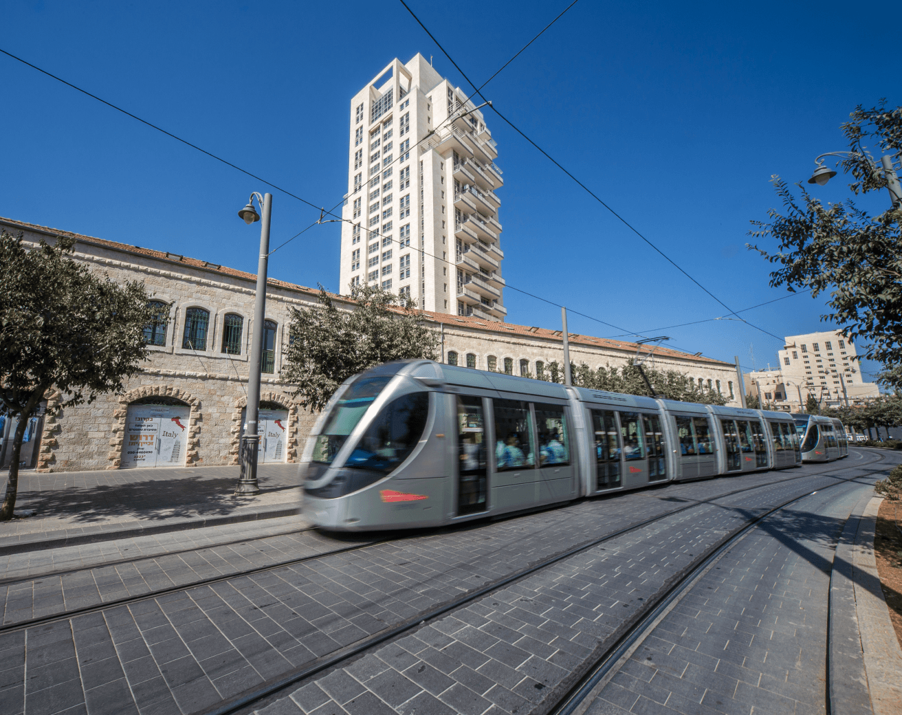 רכבת קלה Light Rail