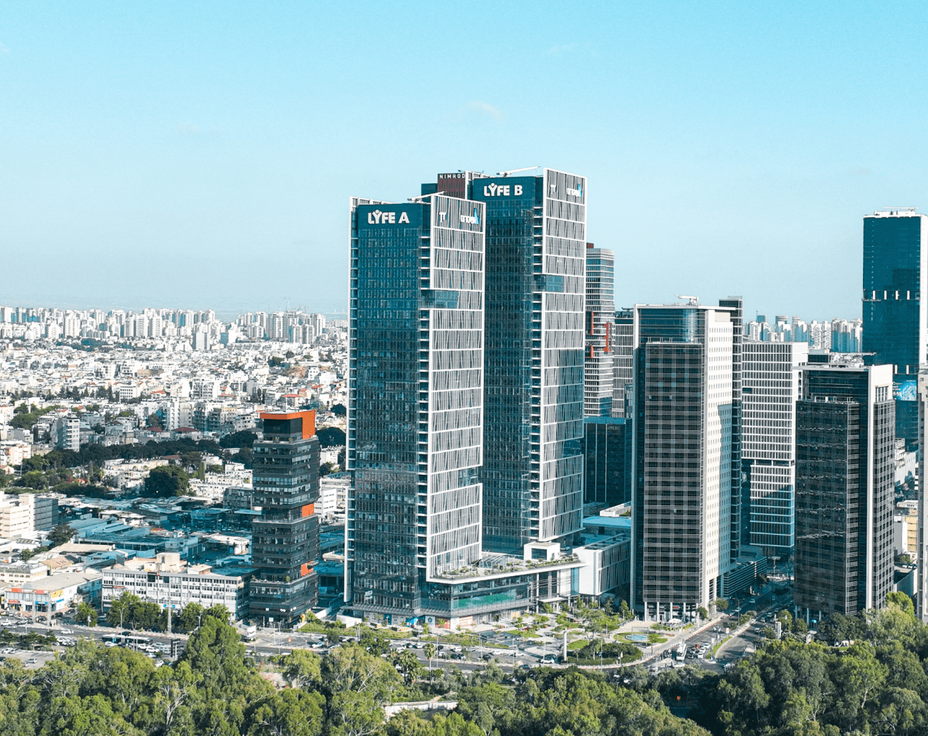 מגדלי לייף LYFE Towers