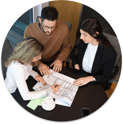 עובדי קבוצת אשטרום Ashtrom Group Employees